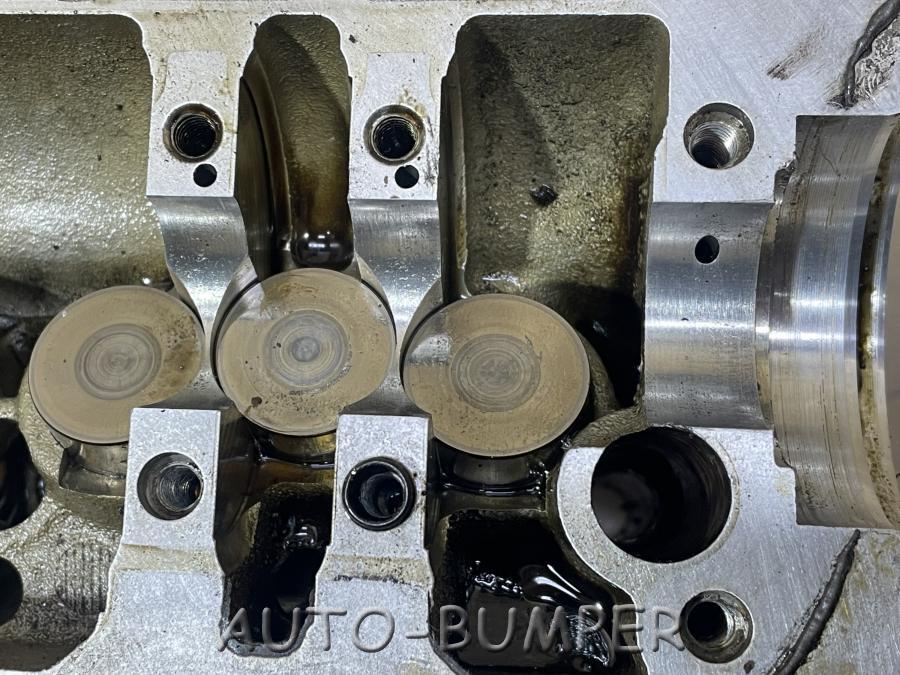 Audi A4 2001- Головка блока цилиндров 06B103373AR, 06B109022B, 06B109101F, 06B109088D